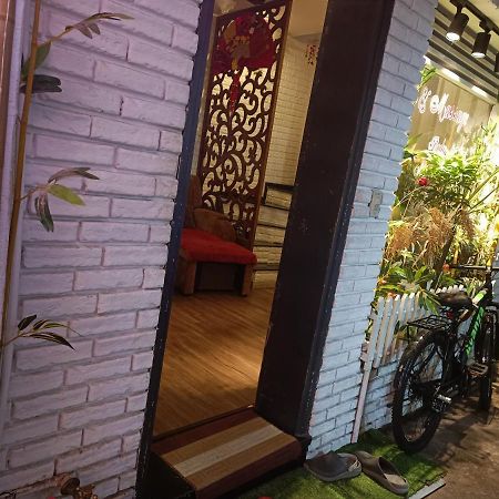 Hoan Kiem Lake Center Hanoi Exterior photo